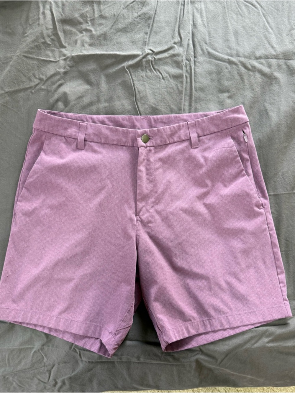 lululemon athletica Men's Light Purple Athletic Shorts - 7 inch